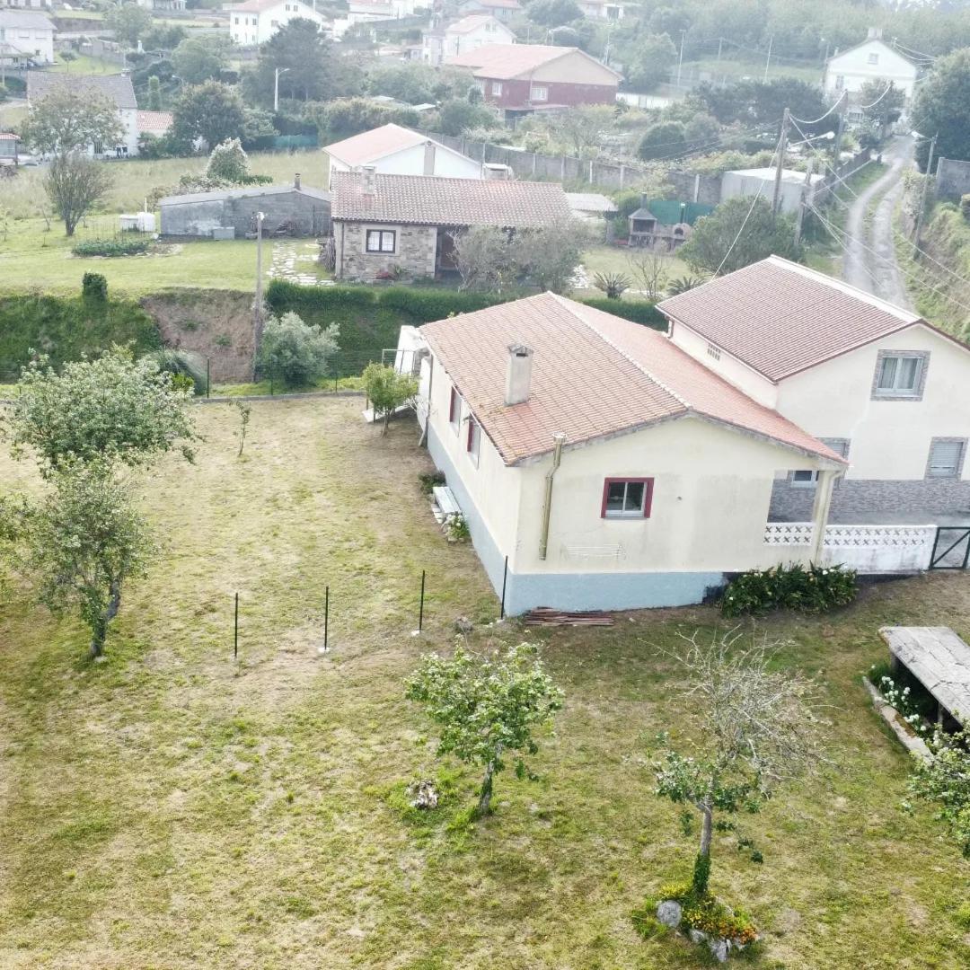 Pozo das Leiras-izquierda- Ares Exterior foto
